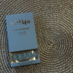 Red Aspen Blue Nail Dashes